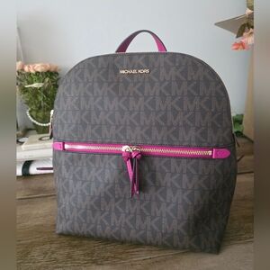 MICHAEL KORS Dallas MD SLIM BACKPACK MK Signature Brown & Fushcia